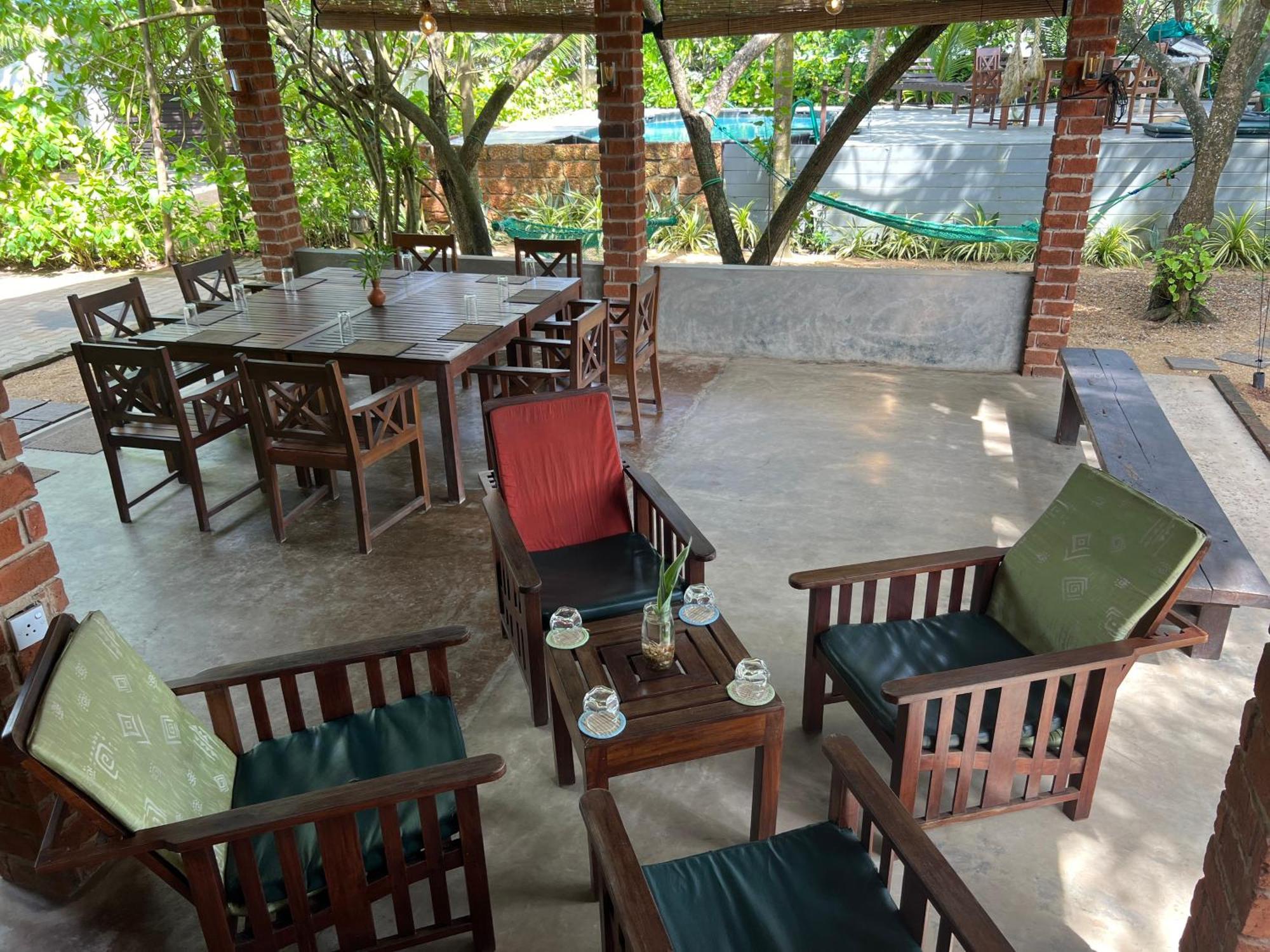 Lohas Beach Resort Villa Kalutara Esterno foto